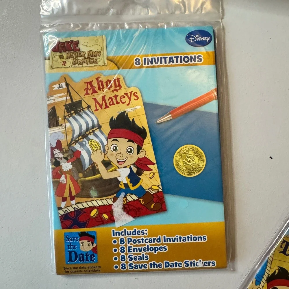Disney Jake and the Never Land Pirates Party Supplies Bundle Invitations Blue OS